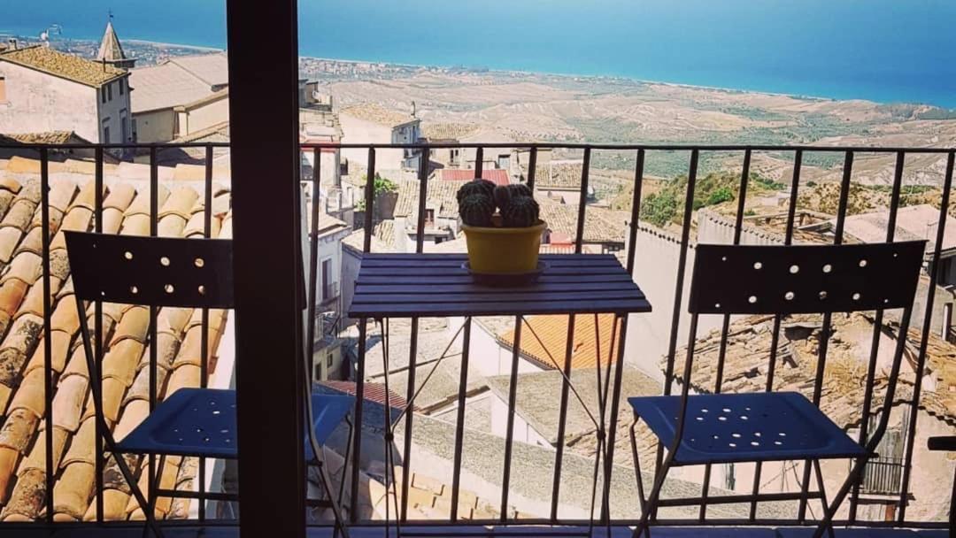 סנטה קתרינה דלו איאוניו Perla Del Borgo Appartamenti מראה חיצוני תמונה