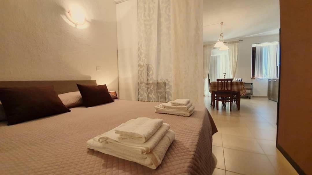 סנטה קתרינה דלו איאוניו Perla Del Borgo Appartamenti מראה חיצוני תמונה