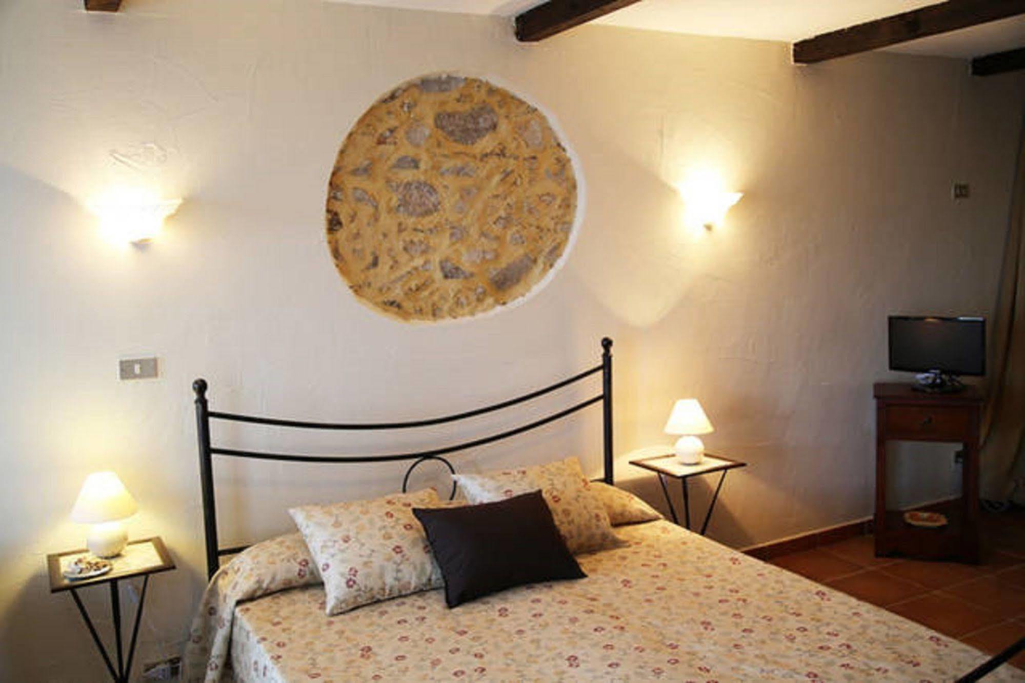 סנטה קתרינה דלו איאוניו Perla Del Borgo Appartamenti מראה חיצוני תמונה